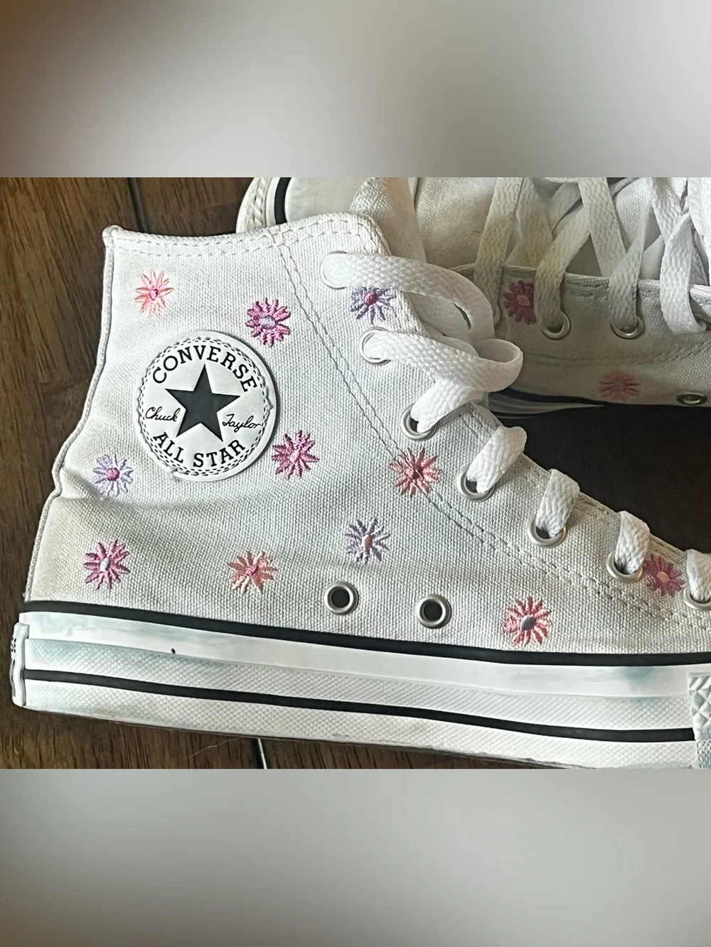 Converse Chuck Taylor All Star High Top Sneakers, Girls Size 5.5Y